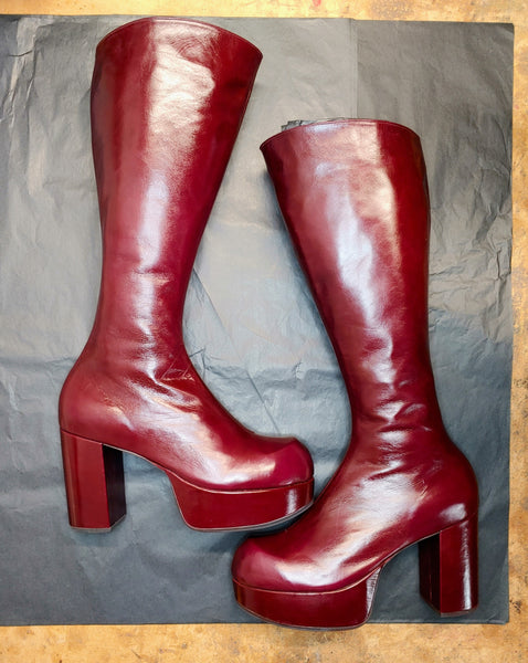 Platform Knee Boots in BURGUNDY