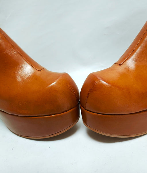 Platform Knee Boots Caramel w/70s toe shape