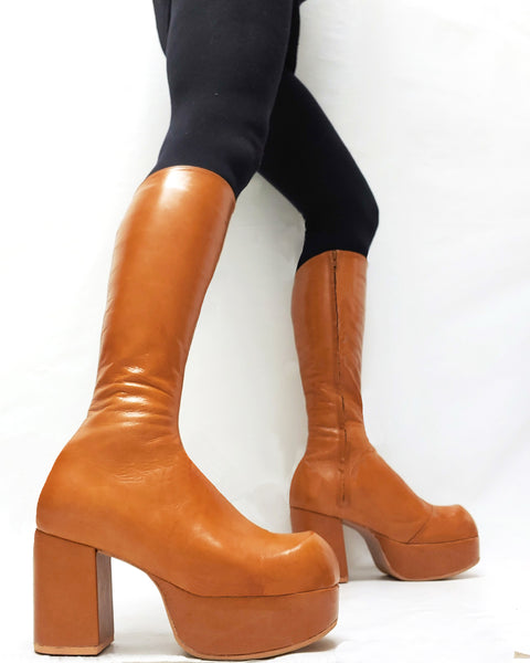 Platform Knee Boots Caramel w/70s toe shape