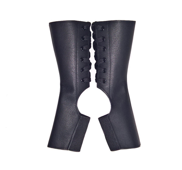 Short Classic Black Aerial boots w/inside ZIP