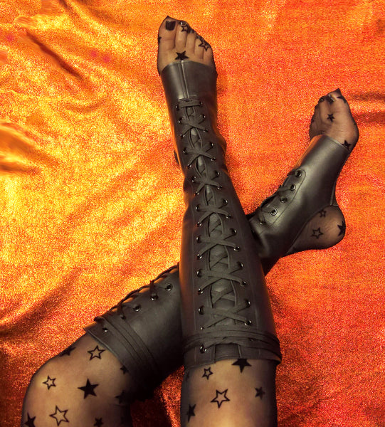 Black Aerial boots w/ FRONT Lacing