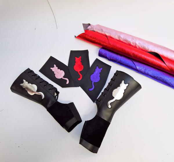 "Kitty" SHORT Black Aerial boots w/ metallic Cat + Grip Panel