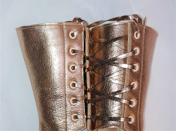 Short Aerial boots in ROSE GOLD Metallic