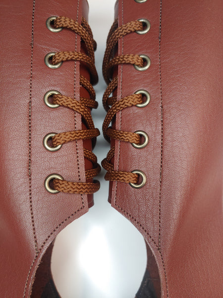Short Classic Red Brown Aerial boots