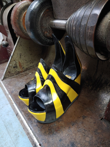 PLANET RAY Platform Sandals