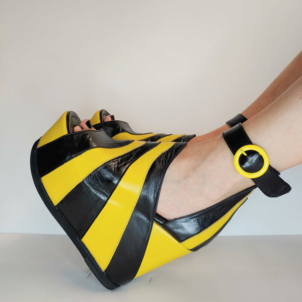 PLANET RAY Platform Sandals