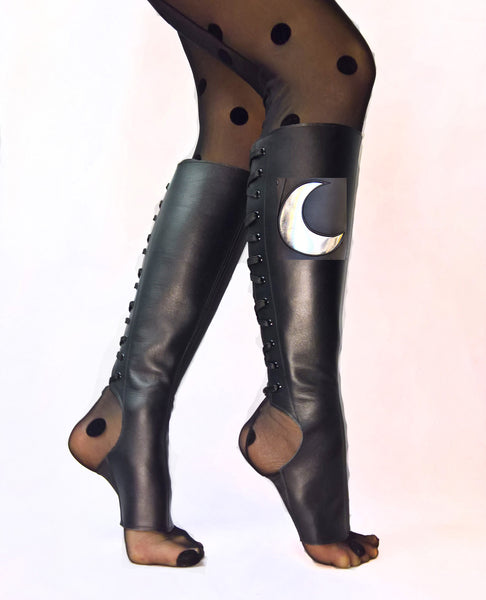 Burgundy Aerial boots w/ CRESCENT MOON