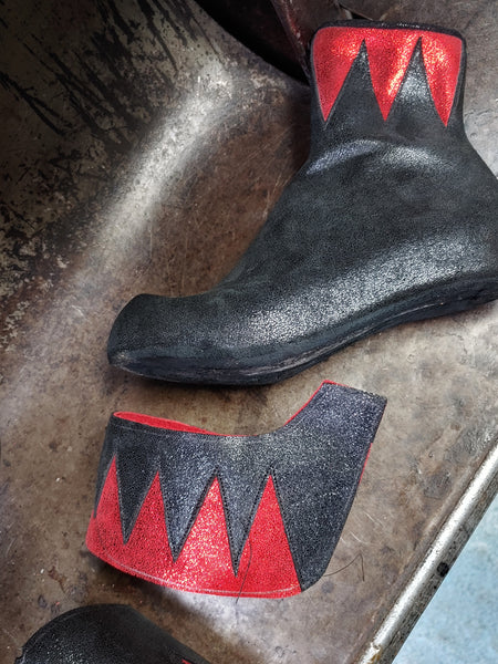 RINGMASTER Platform Boots - Black & Red metallic