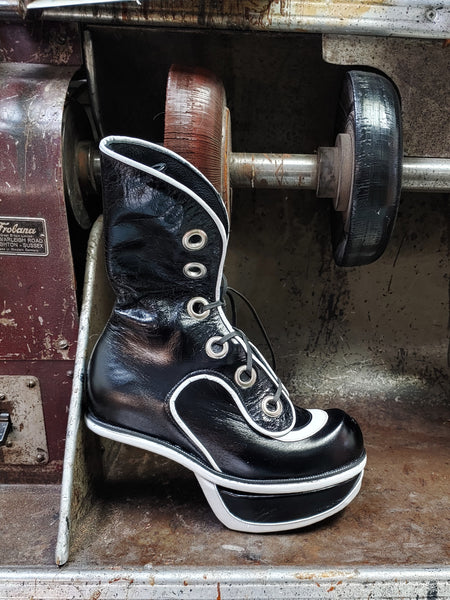 DADA SWIRL LUXE Platform Boots