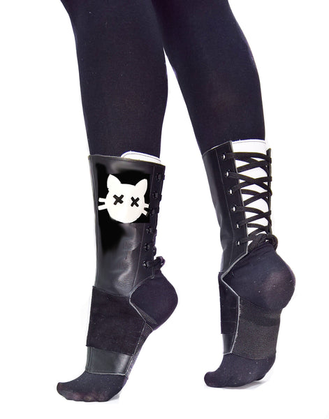 SHORT Black Aerial boots w/ Cartoon Cat face + Grip Panel