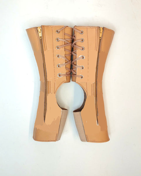 SHORT Aerial boots in SOFT NUDE leather w/ ZIP