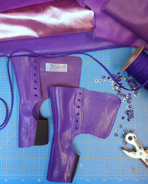 READY MADE Short Aerial boots in Ultra Violet SIZE 1