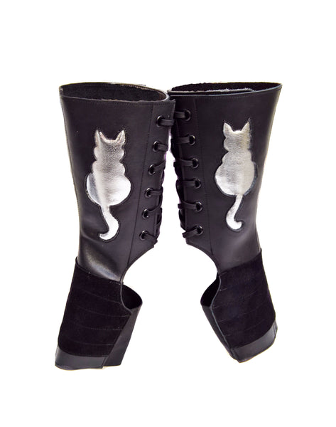 "Kitty" SHORT Black Aerial boots w/ metallic Cat + Grip Panel