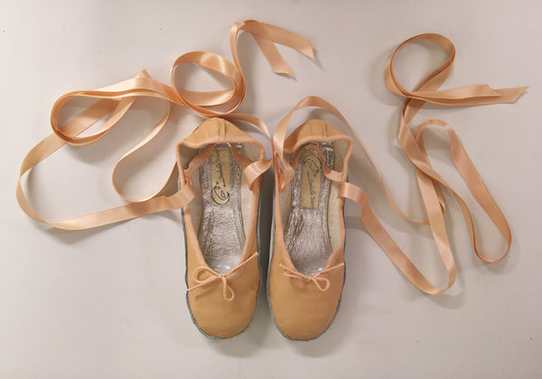 SAMPLE SALE - Nude Ballet style Tightrope shoes w/ribbons UK 6.5