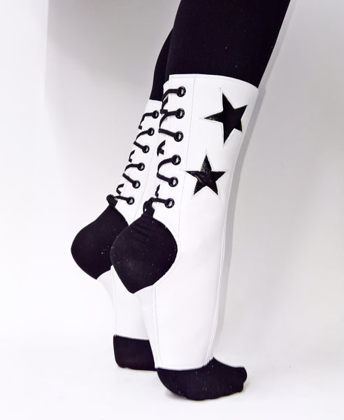 SHORT White Aerial boots w/ Black Stars