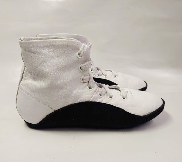 SAMPLE SALE - White Tightrope Ankle Boots w/ BLACK Soles UK 3.5