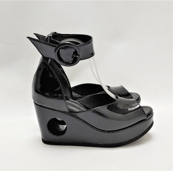 Black PEEPHOLE Platform Sandals