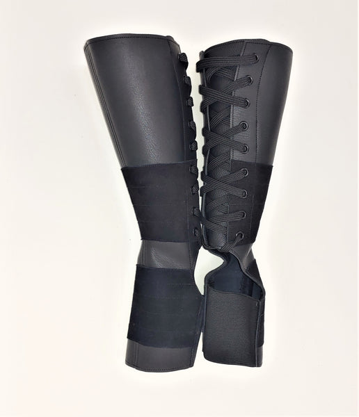 SAMPLE SALE - Classic Black Aerial Boots w/Grip 1 Petite NEW