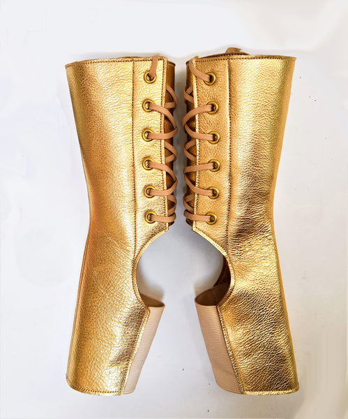 Short Aerial boots in GOLD w/ Gold laces