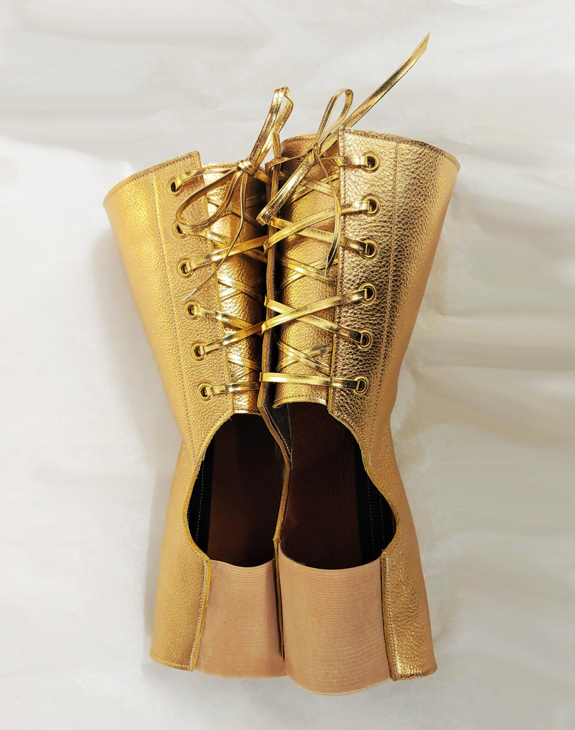 Short Aerial boots in GOLD w/ Gold laces