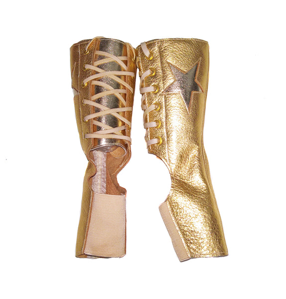 Short Aerial boots in GOLD w/ Star