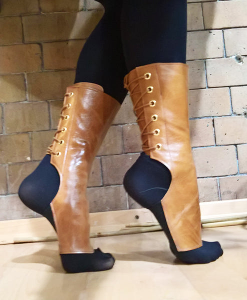 SAMPLE SALE - Short TAN Aerial Boots